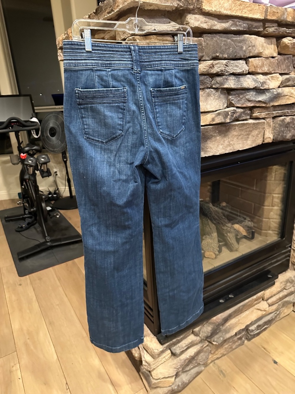 White House Black Market High Rise Jeans - Picture 2 of 4